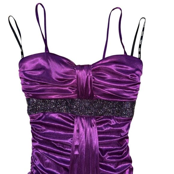 XOXO Women's Purple Satin Prom Gown Size Small - Picture 2 of 9